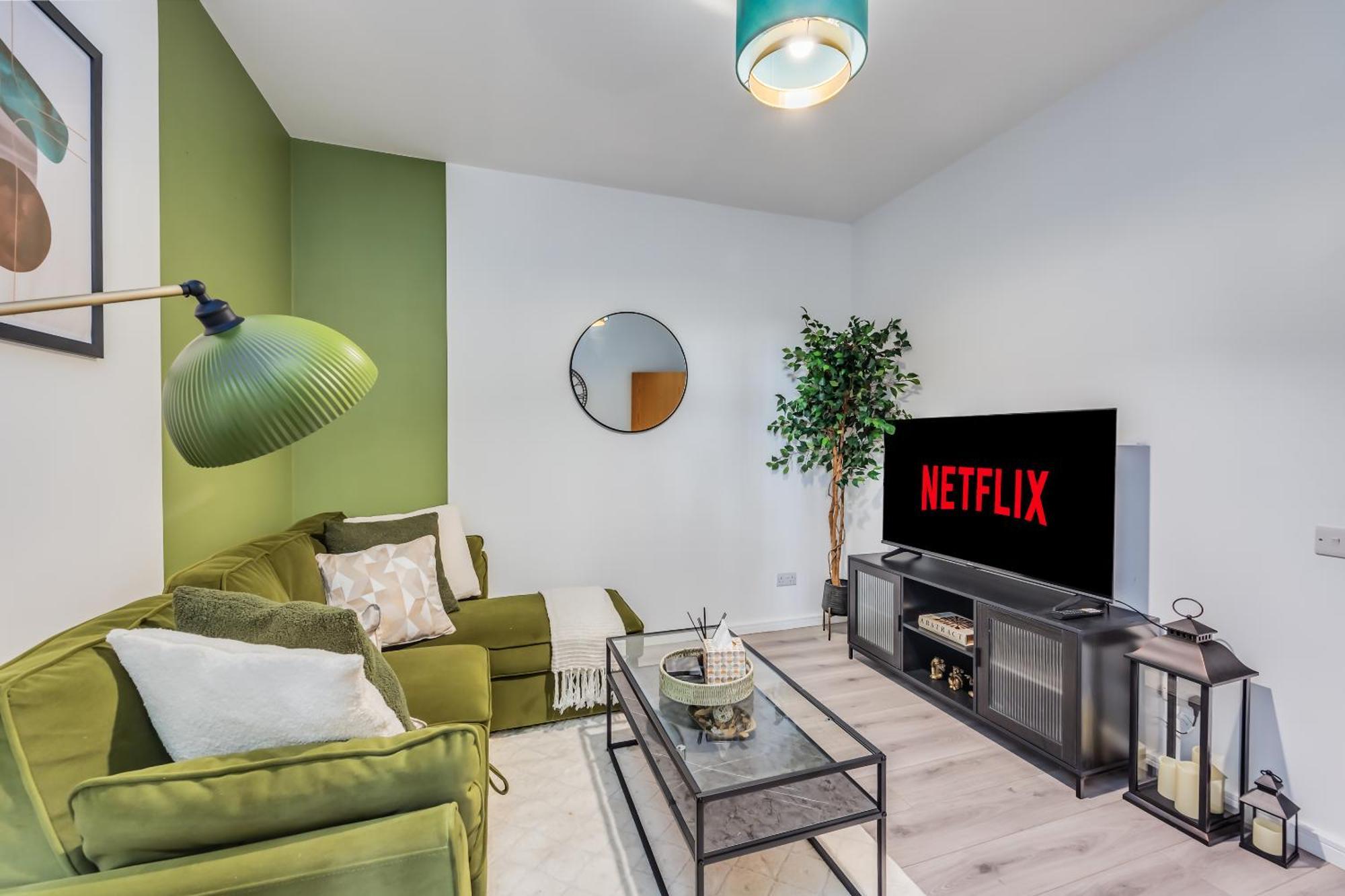 Luxury 4-bed In Centre - Sleeps 10 - Ideal For Corporate And Contractors